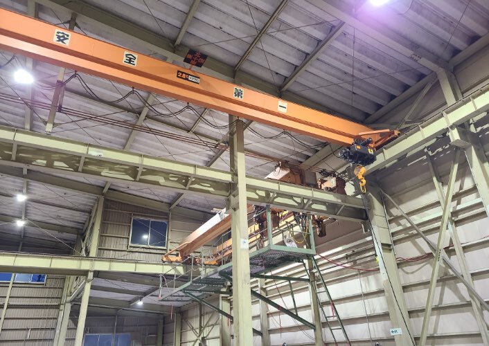 ST28 2.8t天井クレーン